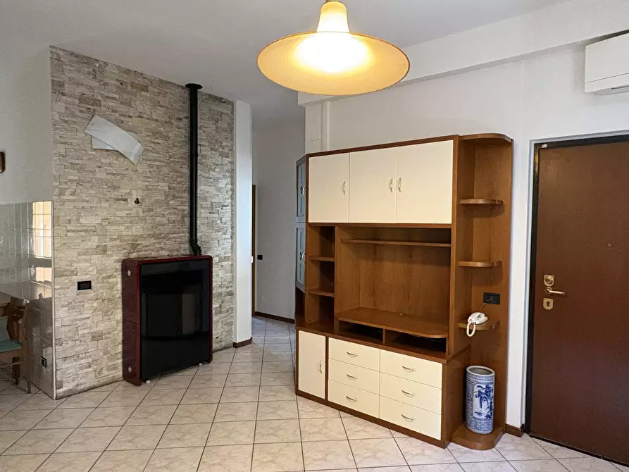 Immagine 11 di Casa semindipendente in affitto  in VIA UGO FOSCOLO 5 a Rho