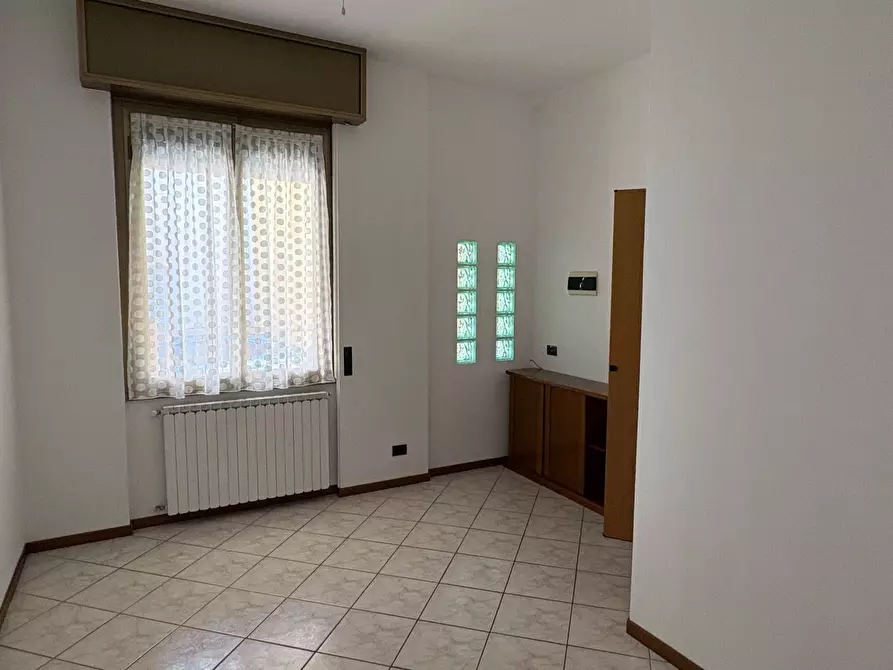 Immagine 15 di Casa semindipendente in affitto  in VIA UGO FOSCOLO 5 a Rho