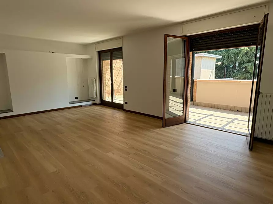 Immagine 5 di Appartamento in vendita  in VIA CADORNA 27 a Rho