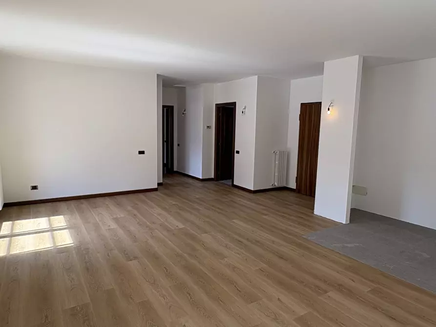 Immagine 12 di Appartamento in vendita  in VIA CADORNA 27 a Rho