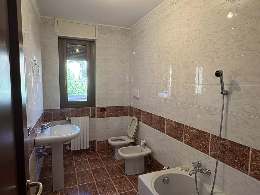 Immagine 26 di Appartamento in vendita  in VIA CADORNA 27 a Rho