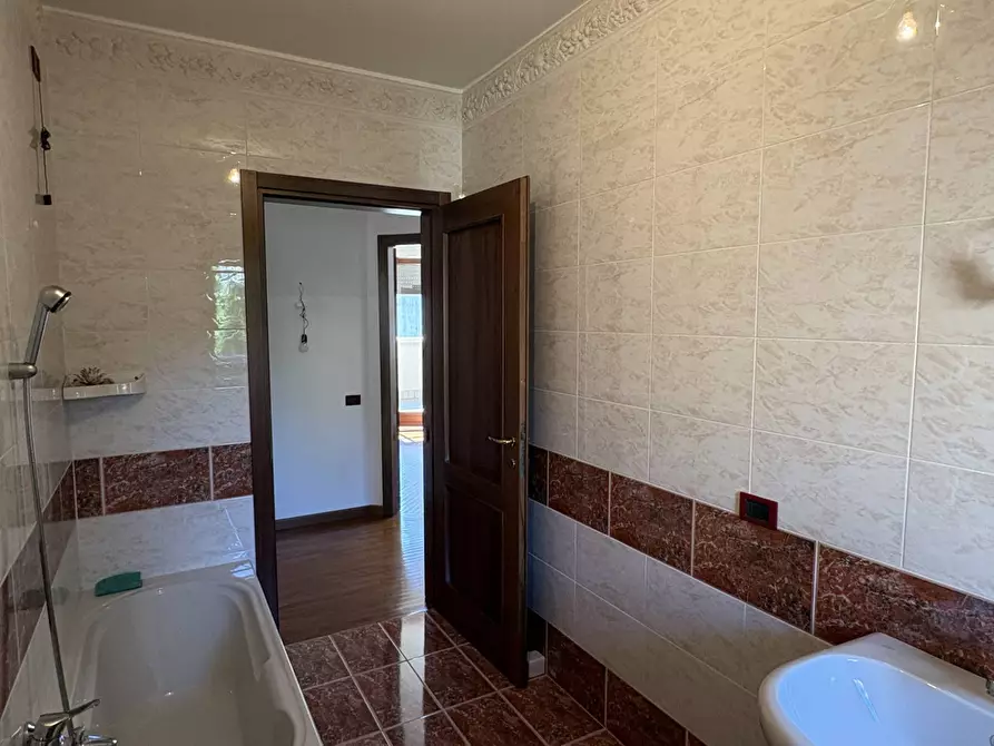 Immagine 27 di Appartamento in vendita  in VIA CADORNA 27 a Rho