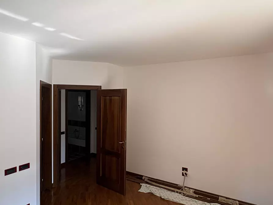 Immagine 31 di Appartamento in vendita  in VIA CADORNA 27 a Rho