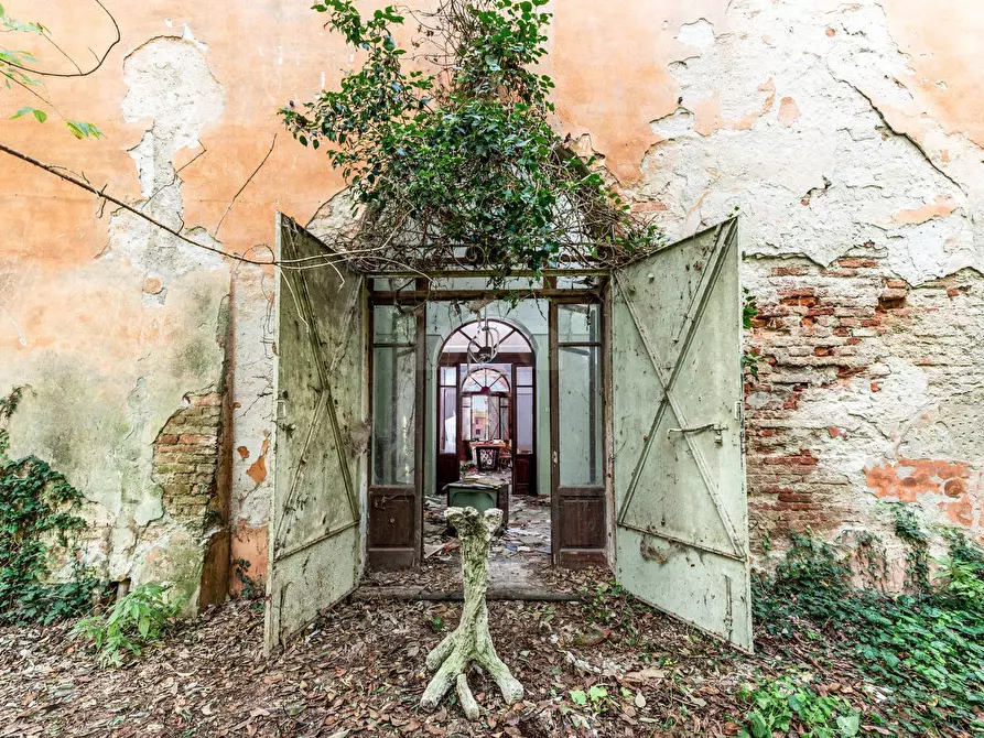 Immagine 11 di Rustico / casale in vendita  a Cremona