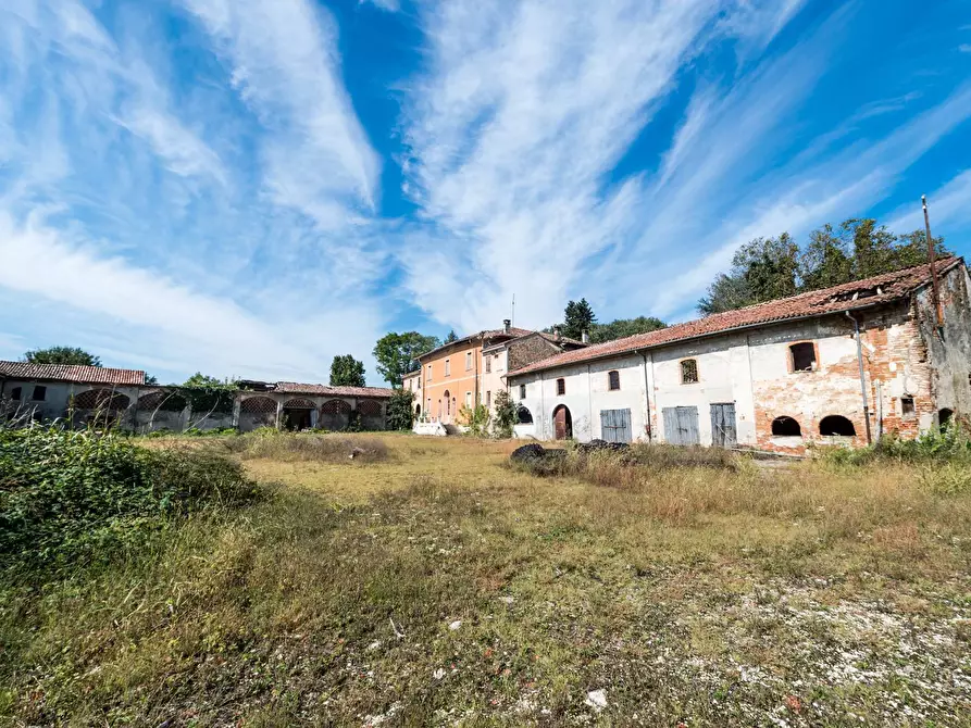 Immagine 52 di Rustico / casale in vendita  a Cremona