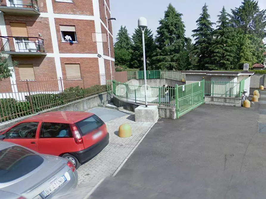 Immagine 7 di Box auto in affitto  in Andrea Doria 2 a Nova Milanese
