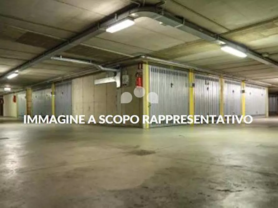 Immagine 9 di Box auto in affitto  in Andrea Doria 2 a Nova Milanese