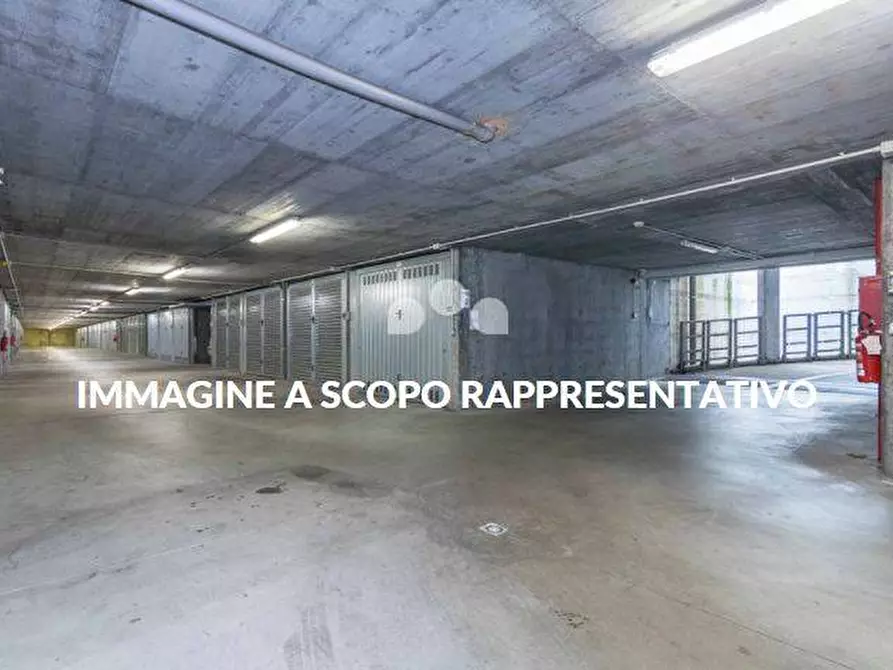 Immagine 8 di Box auto in affitto  in Andrea Doria 2 a Nova Milanese