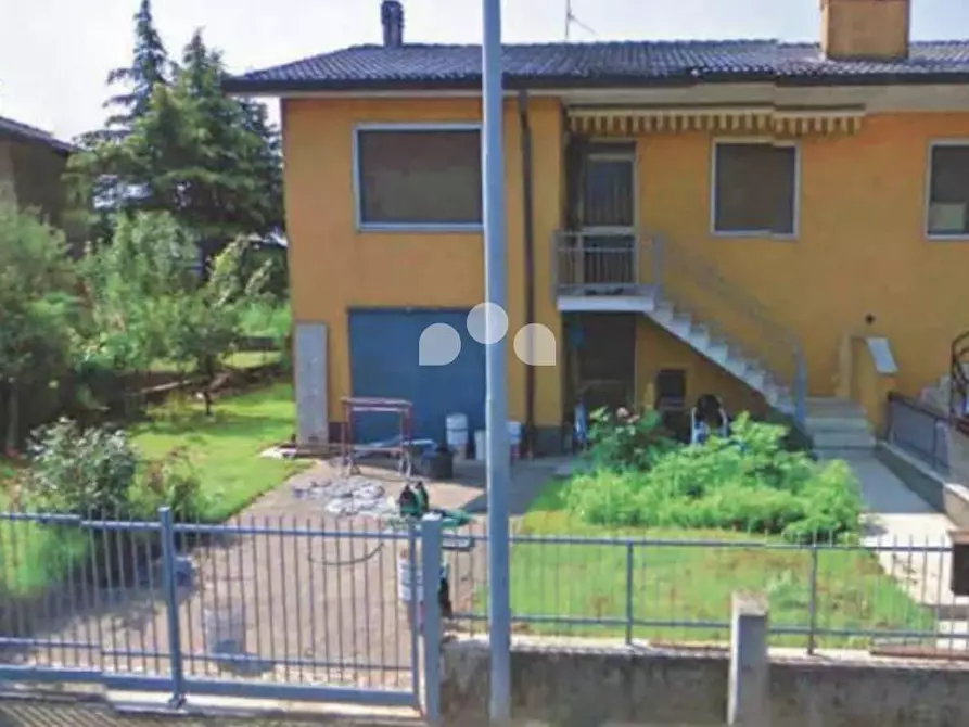 Immagine 1 di Villetta a schiera in vendita  in Via Lombardia 11 a Acquanegra Cremonese