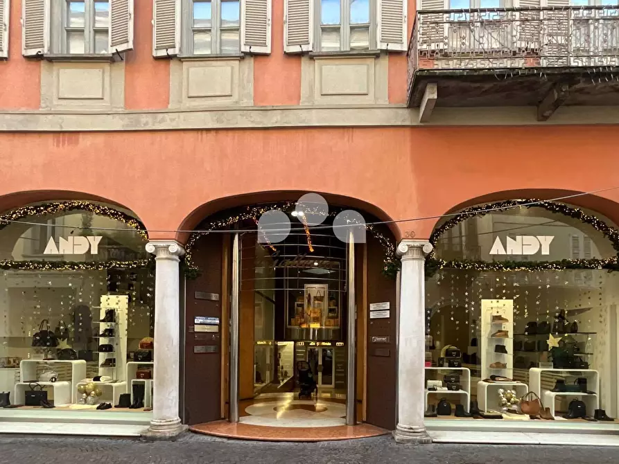 Immagine 7 di Negozio in affitto  in Via Mazzini 30 a Azzanello