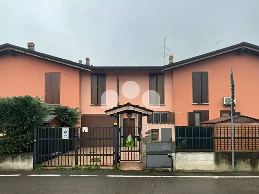 Immagine 1 di Villetta a schiera in vendita  in via Campo Gavazzo 64 a Azzanello