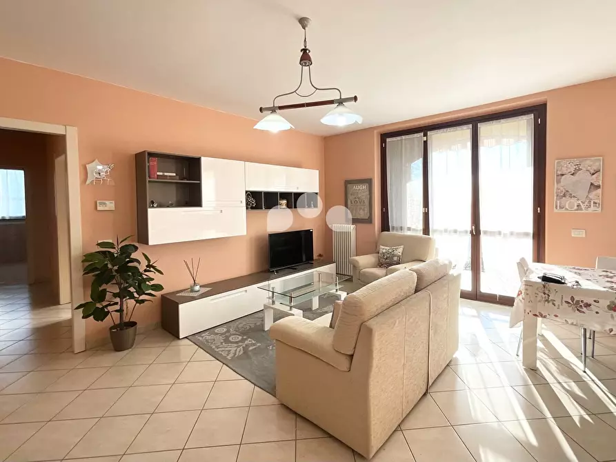 Immagine 11 di Appartamento in affitto  in via Madre Teresa di Calcutta 18/b a Crespiatica