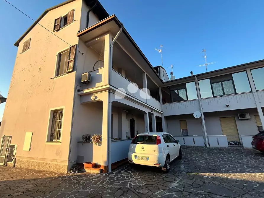 Immagine 26 di Appartamento in vendita  in via San Giorgio 21 a Azzanello