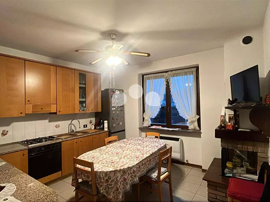 Immagine 5 di Villetta a schiera in vendita  in via Giudice Alessandrini 17 a Azzanello