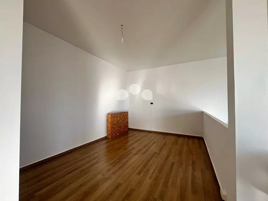 Immagine 6 di Negozio in affitto  in via Marchesani 25 a Acquanegra Cremonese