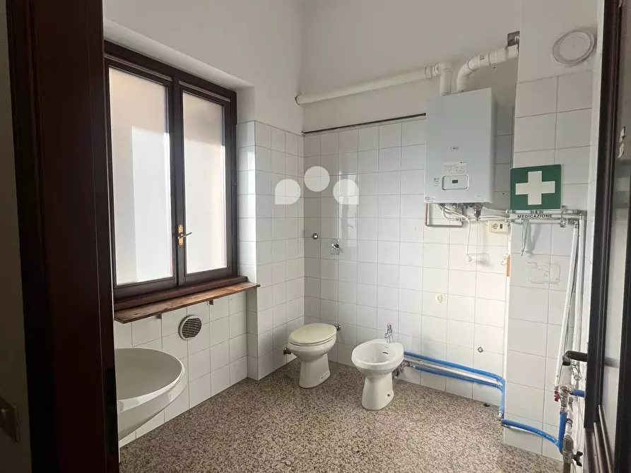 Immagine 14 di Negozio in affitto  in via Marchesani 25 a Acquanegra Cremonese