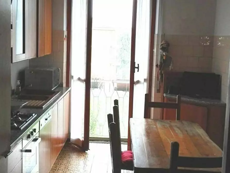 Immagine 5 di Appartamento in vendita  in via Enrico Barelli 3 a Crema