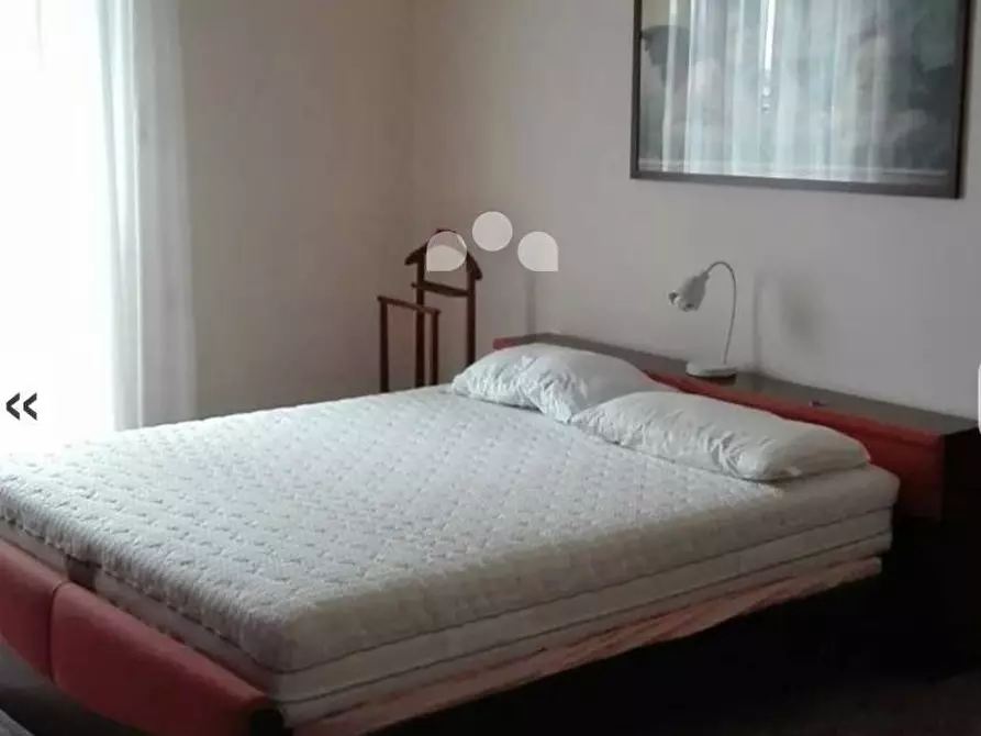 Immagine 6 di Appartamento in vendita  in via Enrico Barelli 3 a Crema