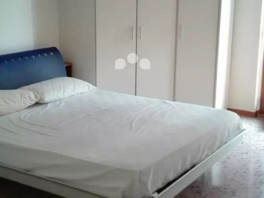 Immagine 8 di Appartamento in vendita  in via Enrico Barelli 3 a Crema