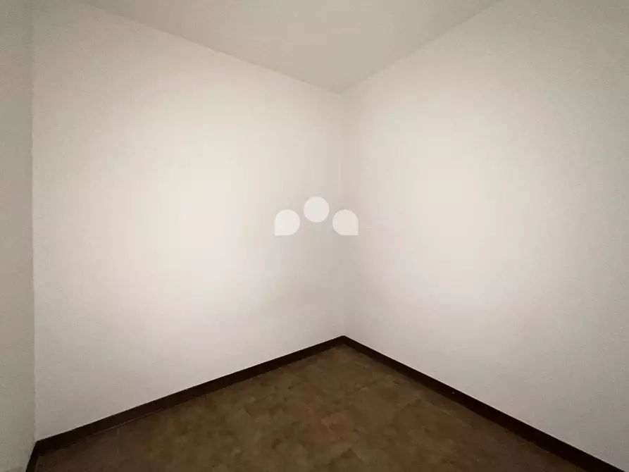 Immagine 15 di Appartamento in vendita  in via Mons. Marchesani 23 a Acquanegra Cremonese