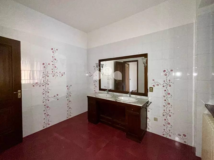 Immagine 11 di Appartamento in vendita  in via Mons. Marchesani 23 a Acquanegra Cremonese