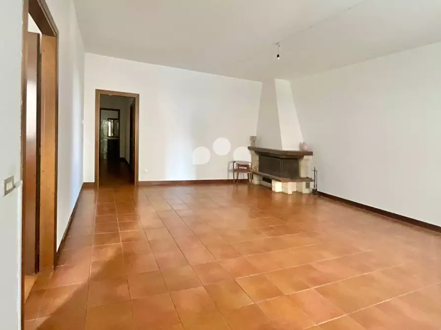 Immagine 4 di Appartamento in vendita  in via Mons. Marchesani 23 a Acquanegra Cremonese