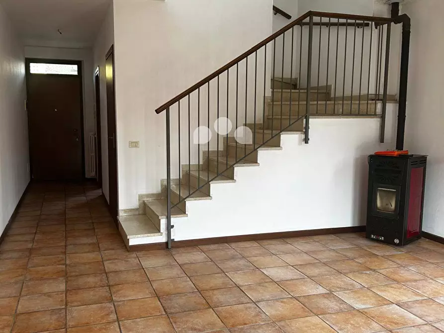 Immagine 18 di Villetta a schiera in affitto  in Via Donizetti 13/15 a Azzanello