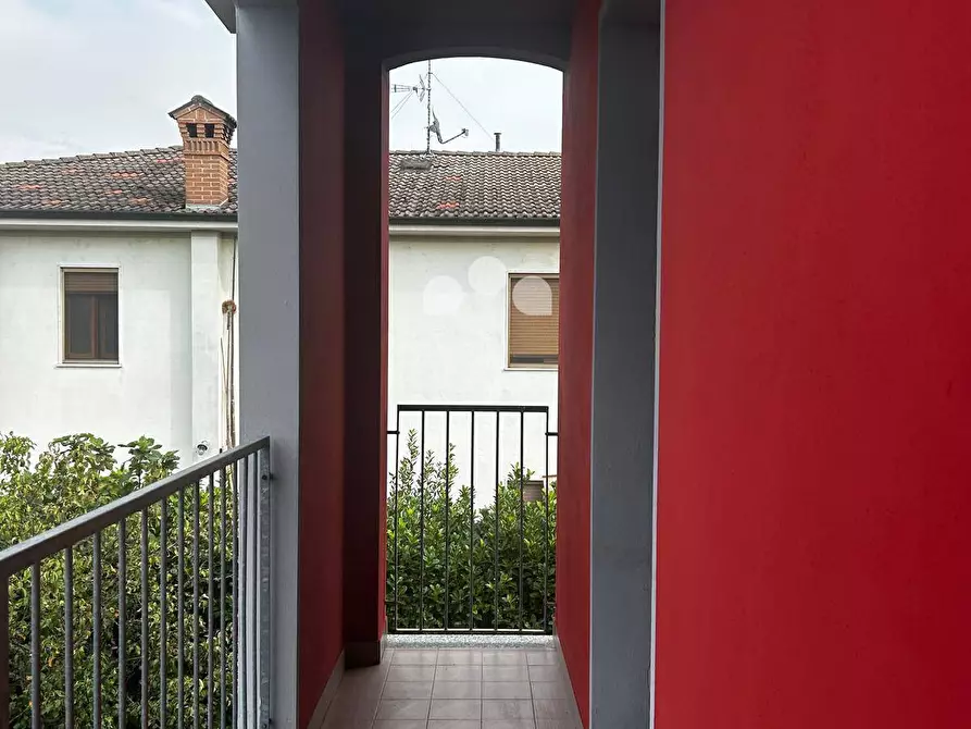 Immagine 1 di Villetta a schiera in affitto  in Via Donizetti 13/15 a Azzanello