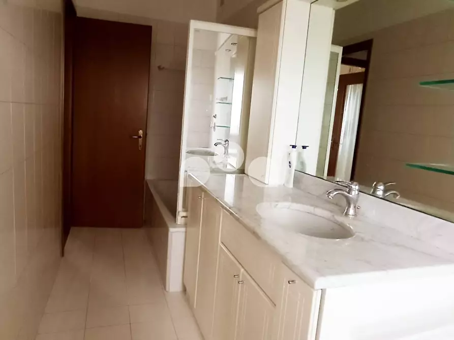 Immagine 7 di Appartamento in vendita  in VIA F.LLI CERVI 13 a Tavazzano Con Villavesco