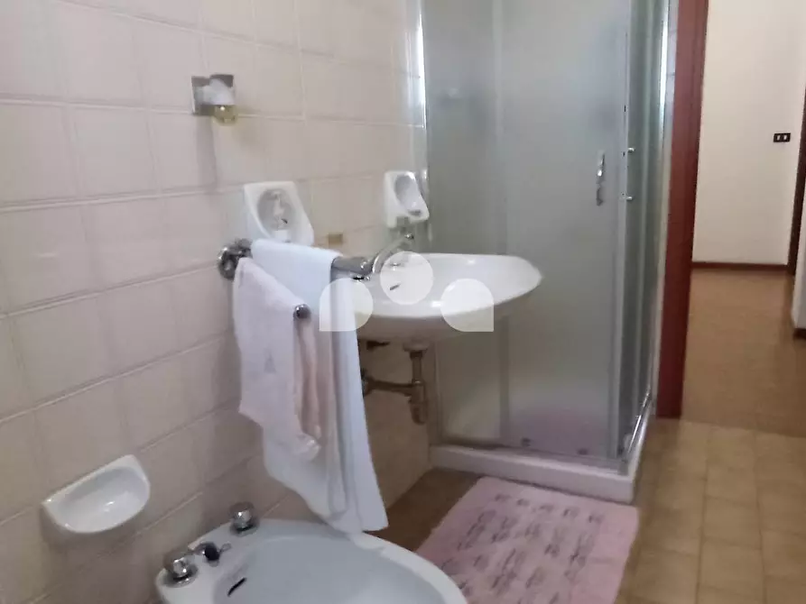 Immagine 13 di Appartamento in vendita  in VIA GUIDO ROSSA 12 a Tavazzano Con Villavesco