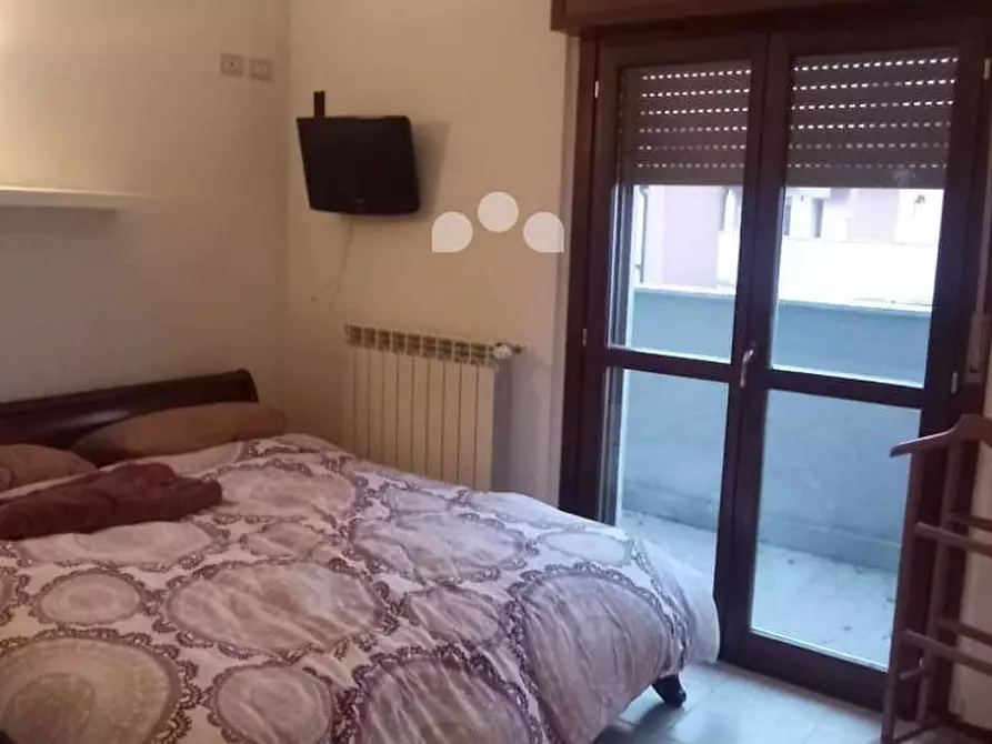Immagine 4 di Appartamento in vendita  in VIA LAGO GERUNDO 20 a Tavazzano Con Villavesco