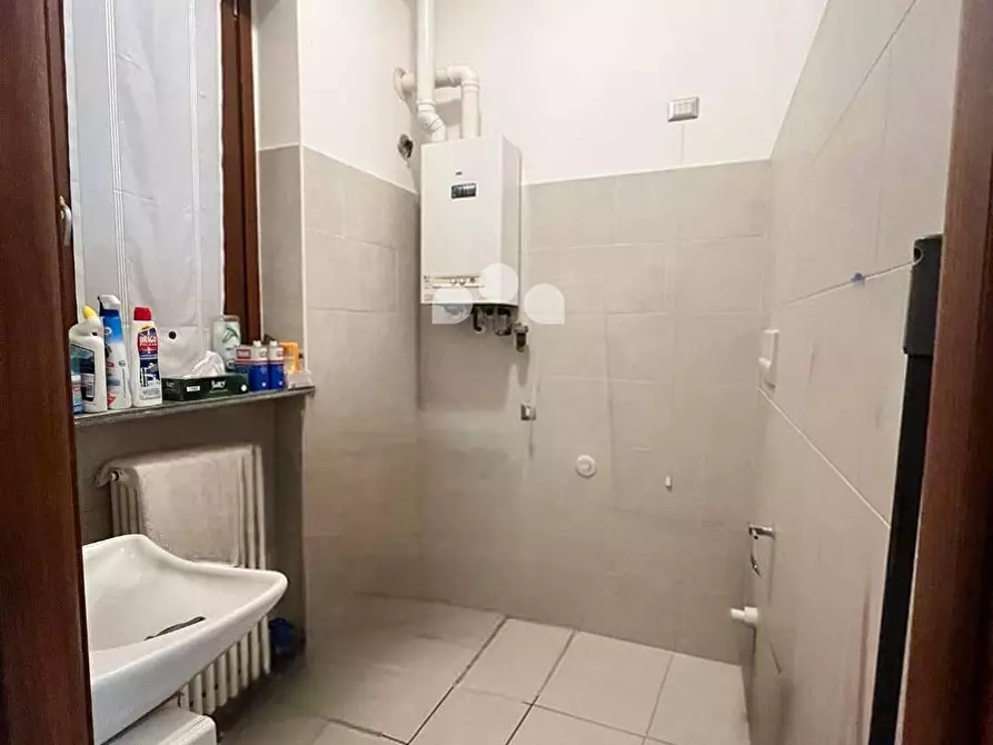 Immagine 7 di Negozio in vendita  in Via Felice Cavallotti 50 a Casalpusterlengo