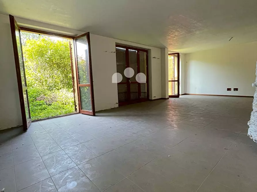 Immagine 2 di Attività commerciale in vendita  in Via Papa Giovanni Paolo II 2 a San Giuliano Milanese