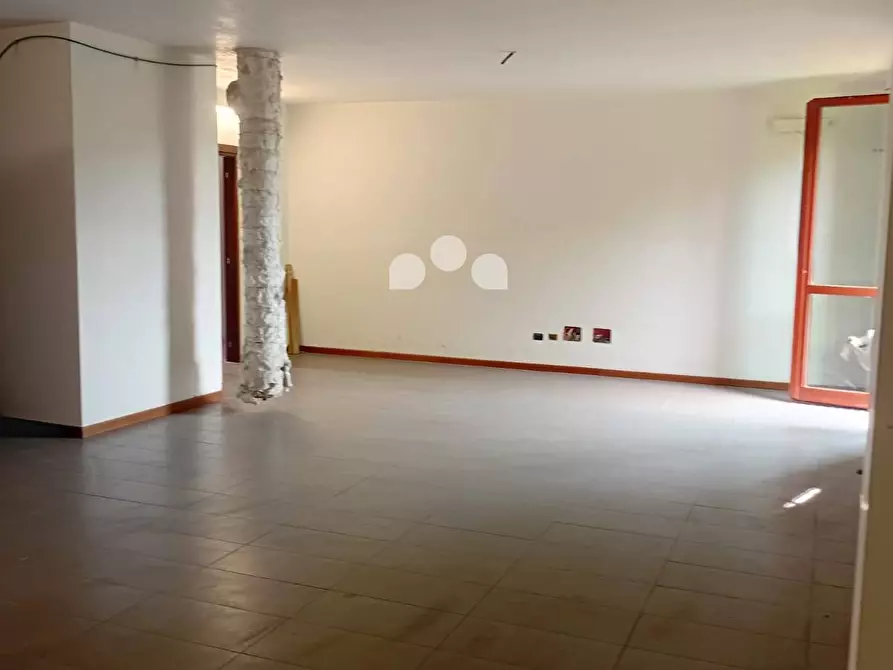 Immagine 32 di Attività commerciale in vendita  in Via Papa Giovanni Paolo II 2 a San Giuliano Milanese