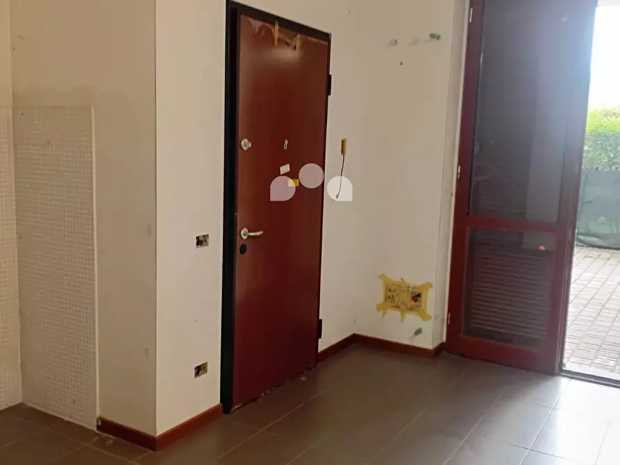 Immagine 35 di Attività commerciale in vendita  in Via Papa Giovanni Paolo II 2 a San Giuliano Milanese