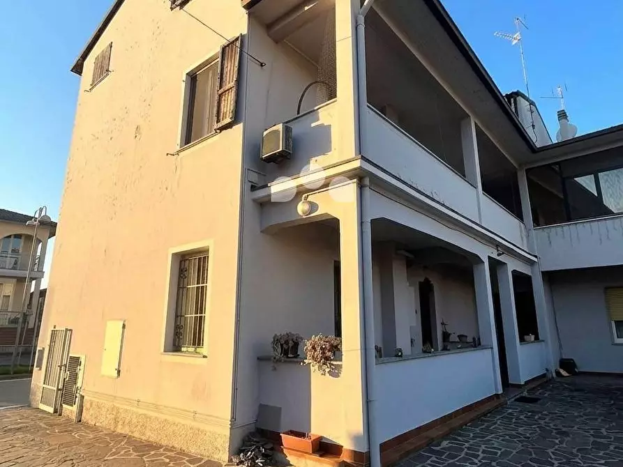 Immagine 1 di Appartamento in vendita  in via San Giorgio 21 a Azzanello