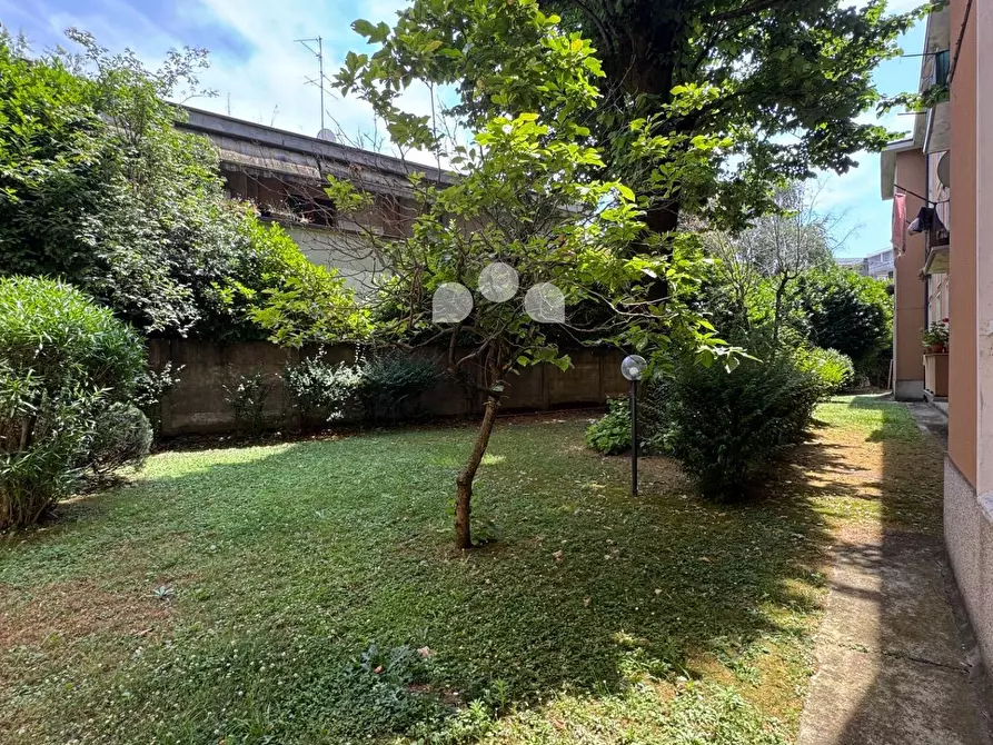 Immagine 13 di Casa semindipendente in affitto  in Via dei Cipressi 18 a Meda