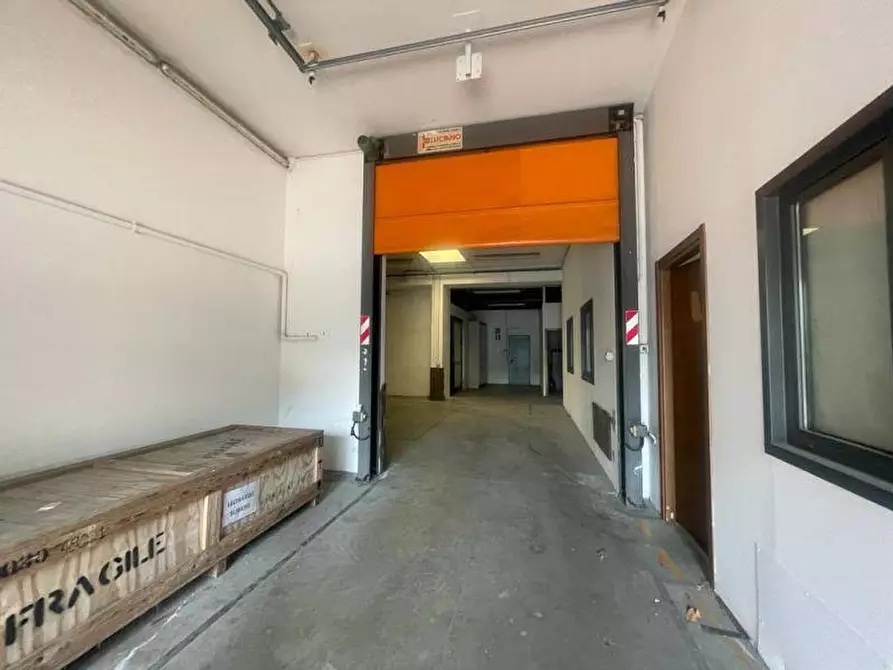 Immagine 6 di Capannone industriale in affitto  in Corso Sempione 111 a Gallarate