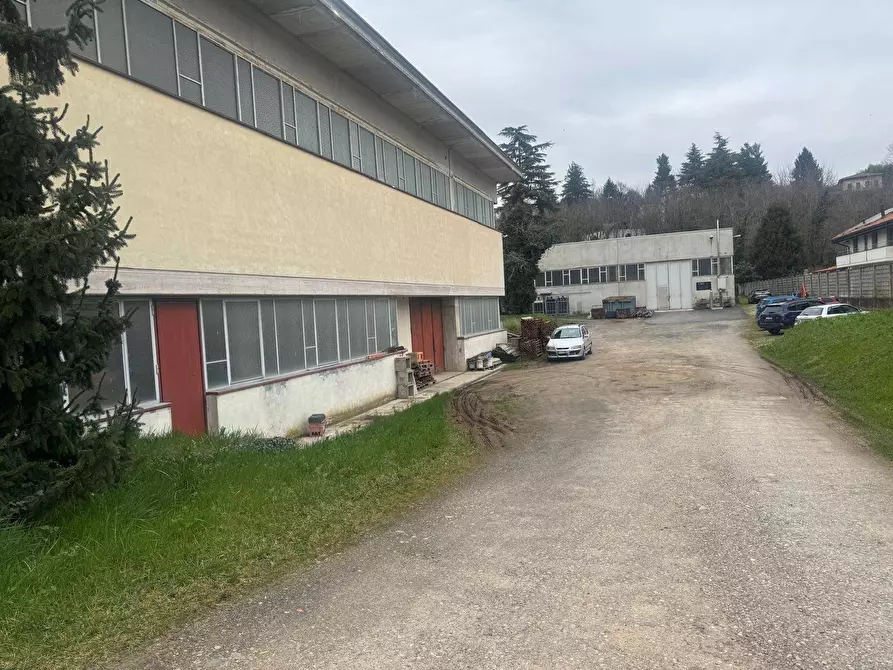 Immagine 3 di Magazzino in affitto  in via kennedy 3 a Cassano Magnago