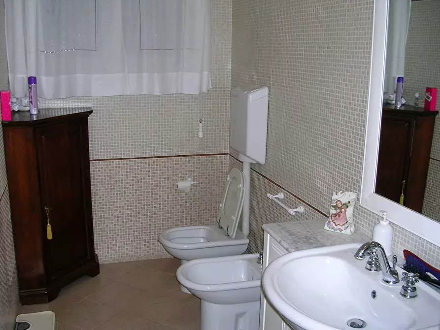 Immagine 40 di Casa indipendente in vendita  a Sassuolo