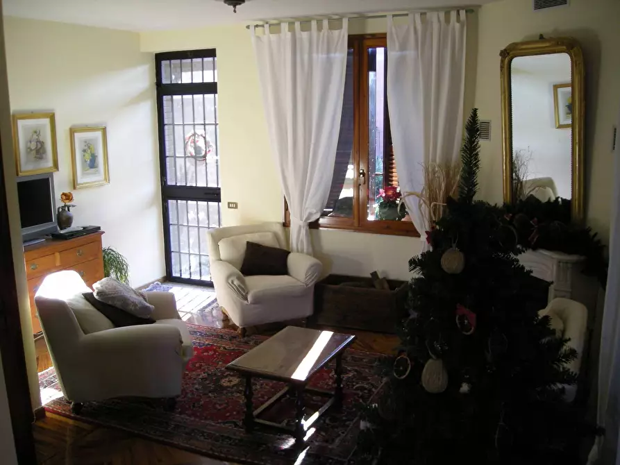 Immagine 101 di Casa indipendente in vendita  a Sassuolo