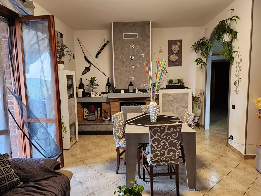 Immagine 8 di Casa indipendente in vendita  a Baiso