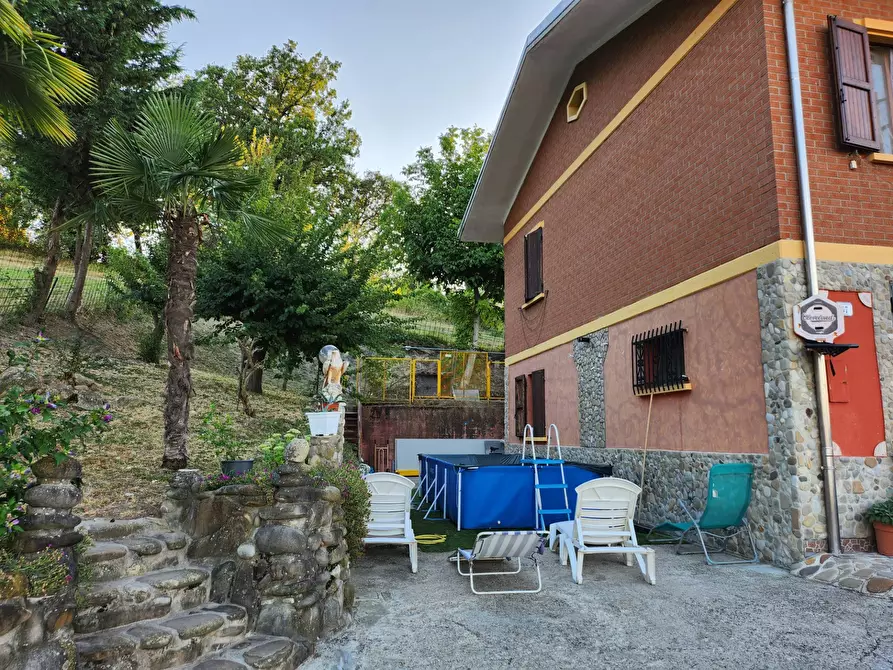 Immagine 5 di Casa indipendente in vendita  a Baiso