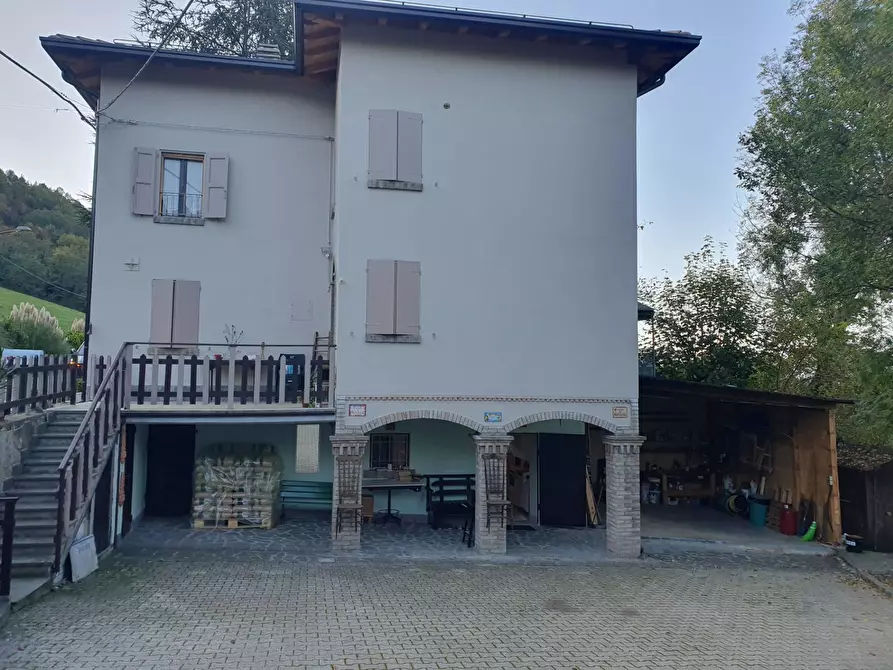 Immagine 1 di Casa indipendente in vendita  a Prignano Sulla Secchia