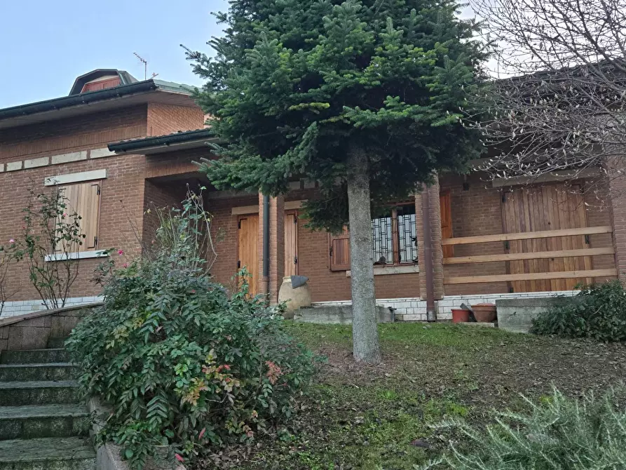 Immagine 1 di Villa in vendita  a Maranello