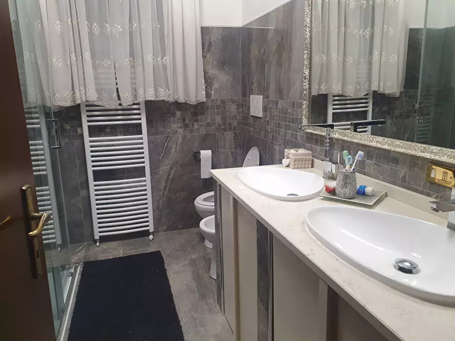 Immagine 8 di Appartamento in vendita  a Sassuolo