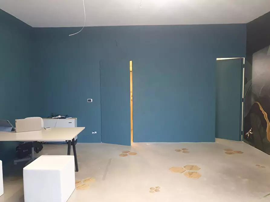 Immagine 3 di Ufficio in vendita  a Sassuolo