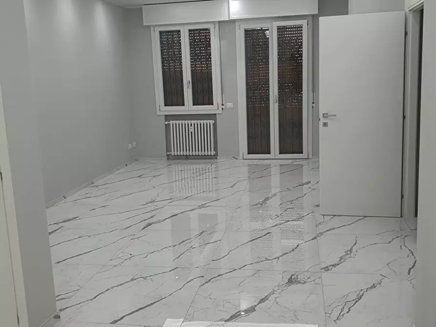 Immagine 11 di Appartamento in vendita  a Sassuolo