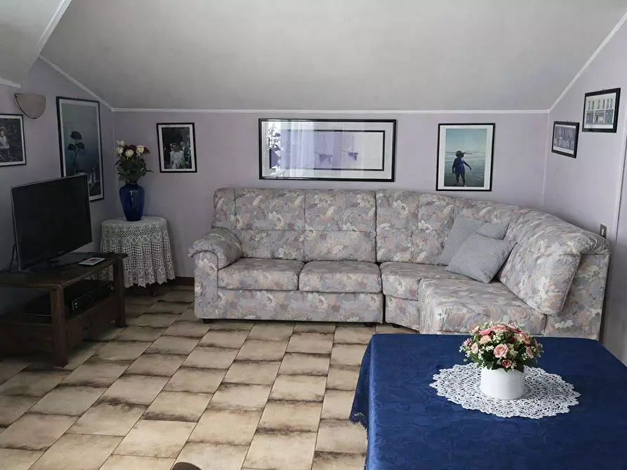 Immagine 10 di Villa in vendita  a Sassuolo