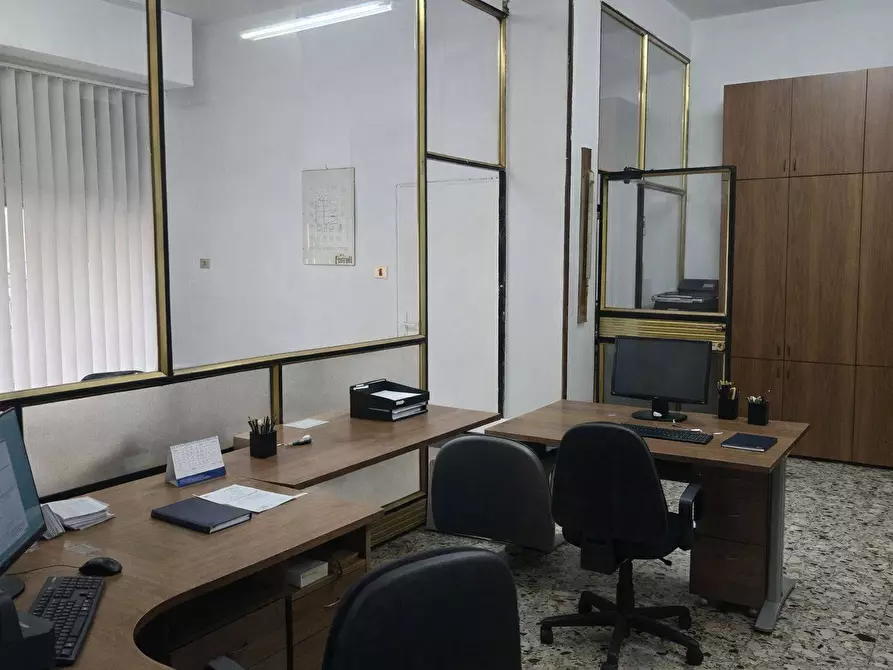 Immagine 3 di Ufficio in vendita  a Sassuolo